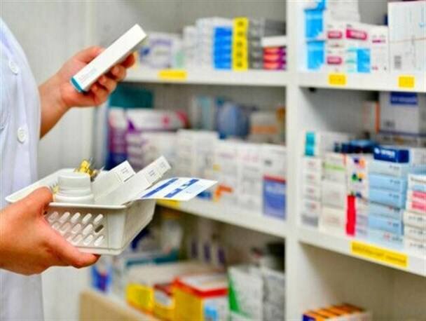 کمبود دارو فقط نتیجه حذف ارز ترجیحی نیست / مطالبه واقعی صنعت دارو با منافع گروه‌هایی که از رانت ارزی منتفع می‌شوند، یکسان نیست