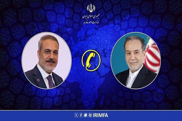 گفتگوی تلفنی وزرای امور خارجه ایران و ترکیه گفتگوی تلفنی وزرای امور خارجه ایران و ترکیه