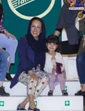 ظاهر و تیپ جدید خانم بازیگر با شلواری عجیب+عکس