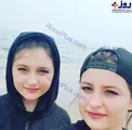 پوشش متفاوت سارا و نیکا در خارج از کشور + عکس