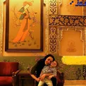 خانم بازیگر مشهور و پسرش در کاخ+ عکس