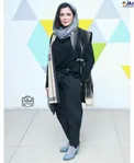 نحوه لباس پوشیدن عجیب خانم بازیگر در یک مراسم+عکس