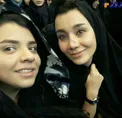چادر سر کردن خانم بازیگر در دسته های عزاداری/عکس