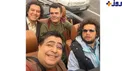 عکس/ ظاهر متفاوت علی صادقی و شفیعی جم درخودروی لوکس