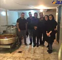تیپ متفاوت خانم بازیگر و دوستانش پاي ديگ نذري/عکس