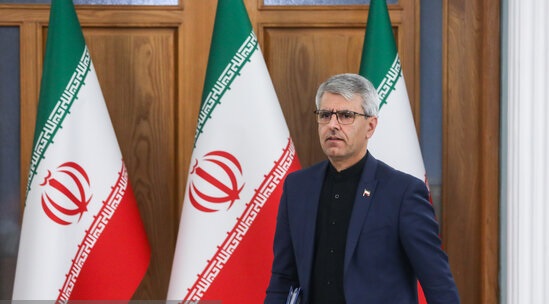 ملت ایران بیش از هر زمانی متحد و مصمم است ملت ایران بیش از هر زمانی متحد و مصمم است