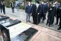 حضور رهبر انقلاب بر مزار شهید آتش‌نشان/ عکس