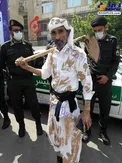 داوطلب ریاست‌جمهوری با بیل و کلنگ و لباس گلی! +عکس