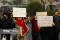 اعتراض به گرانی بنزین در تجمع میدان انقلاب +عکس