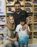 نویسنده معروف به همراه همسر بازیگرش + عکس