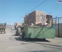 عکس/تراکتور سرویس مدرسه دانش آموزان در یک روستا!