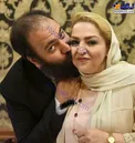 بوسه آقای بازیگر مشهور بر صورت مادر همسرش+عکس