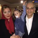 بازیگر مشهور طنز در کنار همسر و فرزندش + عکس