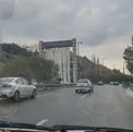عکس/ تبدیل آب نمای اتوبان مدرس تهران به یخ نما !