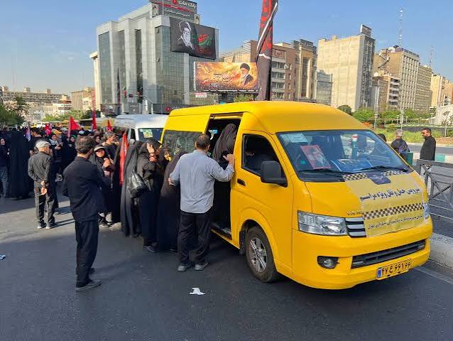 امکان اعزام رایگان زائران اربعین از میدان آزادی تهران به مرز مهران از امروز بعدازظهر امکان اعزام رایگان زائران اربعین از میدان آزادی تهران به مرز مهران از امروز بعدازظهر