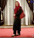 تیپ و ژست کاملا متفاوت خانم بازیگر + عکس