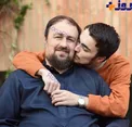 بوسه عاشقانه بر صورت سيد حسن خميني +عكس