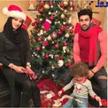 جشن کریسمس روناک یونسی در کنار همسر و فرزندش!/عکس