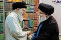 عکس/ سید حسن نصرالله در کتابخانه رهبرانقلاب