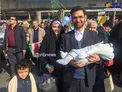 عکس/وزیر جوان ارتباطات و همسرش در راهپیمایی 22 بهمن