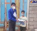 فداکاری یک معلم برای شاگردش/عکس