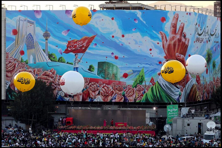 حضور تهرانیها در جشن «بیعت در امتداد بعثت»/جشن غدیر امسال آغاز شد حضور تهرانیها در جشن «بیعت در امتداد بعثت»/جشن غدیر امسال آغاز شد