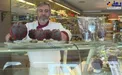 عکس/ فروش شکلات کرونایی!