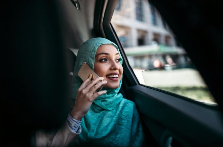 تناقض عصر دیجیتال/چرا با وجود ارتباط دائمی احساس تنهایی بیشتر شده است؟