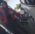 زن متصدى پمپ بنزين ...