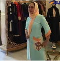 جدیدترین عکس خانم بازیگر مشهور درحال خرید مانتو