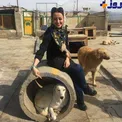 بازیگر زن مشهور ایرانی در اردوگاه سگ های ولگرد+عکس