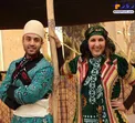 لباس های عجیب و غریب خانم بازیگر در کنار پسرش/عکس