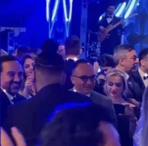 نقاب هایتان را بردارید مردم بشناسنتان