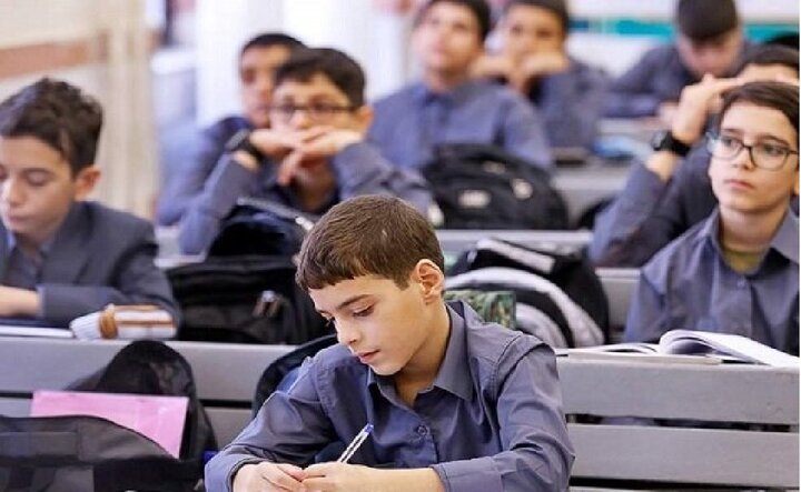 آموزش صلح در مدارس به معنای یاد دادن تحمل زورگویی به دانش آموزان نیست