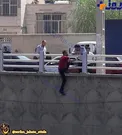 اقدام به خودکشی در زیرگذر اسلامشهر+عکس