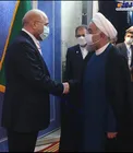 رفتار عجیب حسن روحانی در مراسم تحلیف رئیسی/عکس