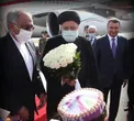 عکس/ دسته گلی که به رئیسی هدیه شد