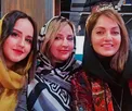مهناز افشار با خواهر و خواهر زاده اش در جشنواره فحر+عکس
