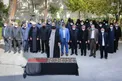 عکس/ اقامه نماز رهبر انقلاب بر پیکر همسر شهید مطهری