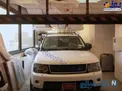 آسانسور حمل خودرو در آپارتمان خانم بازیگر+عکس