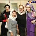 لادن مستوفى با تيپ هندى در كنار مهرانه مهین ترابی و بهار نوحیان