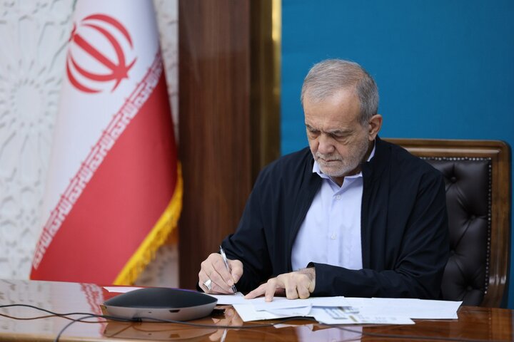 مناطق کردنشین در ساختن ایران آبادتر و پیشرفتهتر سهمی ارزشمند دارند مناطق کردنشین در ساختن ایران آبادتر و پیشرفتهتر سهمی ارزشمند دارند