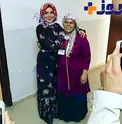 تیپ جالب بازیگر زن هالیوودی در اردوگاه پناهندگان سوری