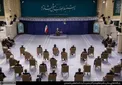 حدیث نصب شده در محل سخنرانی رهبر انقلاب/عکس