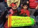 عکس/دو دختری که فینال آسیا را با قیافه پسرانه دیدند!
