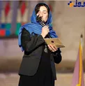 بوسه عاشقانه باران كوثري بر جايزه جشن خانه سينما +عكس