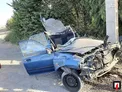 عکس/ برخورد پراید با تیر برق