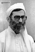 عکس/ رهبر انقلاب در لبا‌س سیستان و بلوچستان