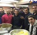 حمید سوریان پای دیگ نذرى در شب ششم محرم