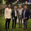 علی دایی در کنار علیرضا حقیقی در یک دورهمی/عکس